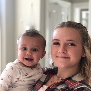 Meet your Posher, Lauren